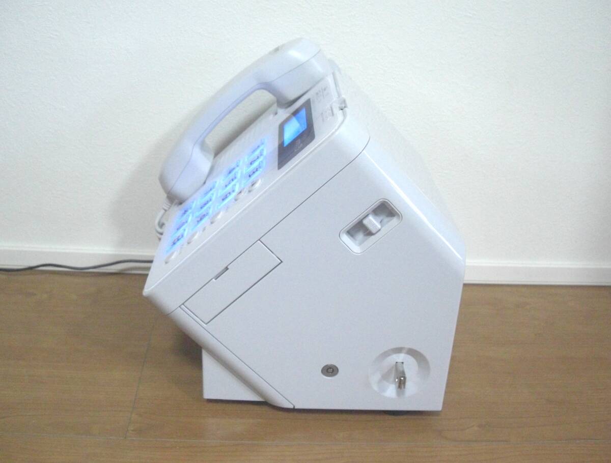 NTT PてれほんCⅡ 新古品 ≪約1年間の保証書あり≫ 未使用 NTT PてれほんCⅡ 新古品 ≪約1年間の保証書あり≫ 未使用