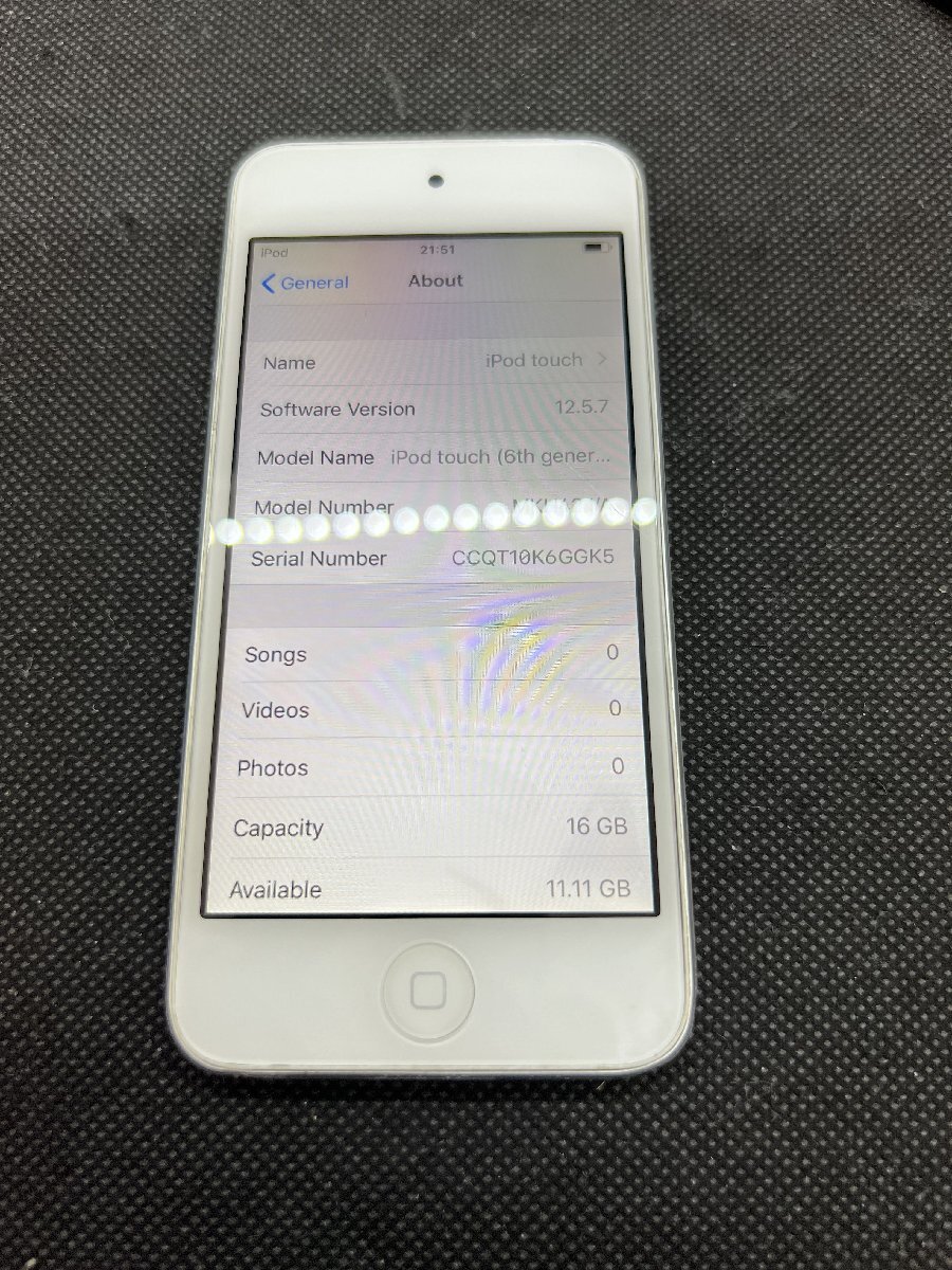 iPod touch 第6世代 MKH62J/A 16GB アイポッドタッチ シルバー ホワイト ipt04_画像1
