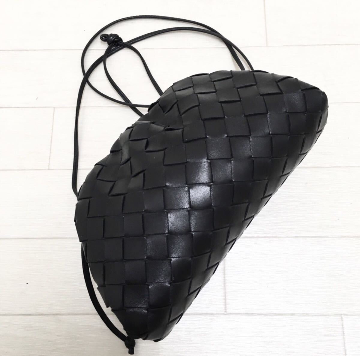 ☆美品・保存袋付☆BOTTEGA VENETA ミニザポーチ ショルダーバッグ