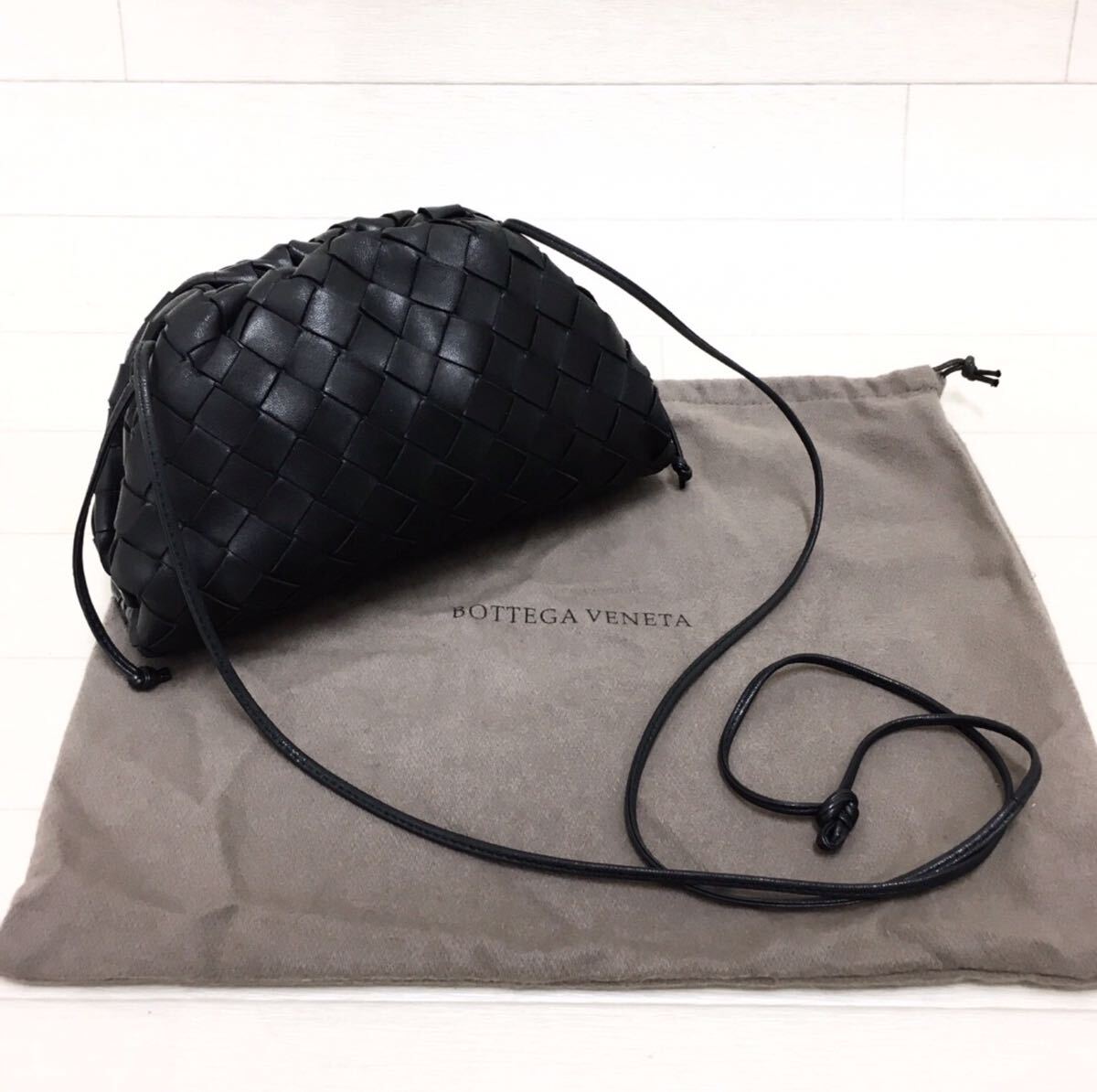 ☆美品・保存袋付☆BOTTEGA VENETA ミニザポーチ ショルダーバッグ