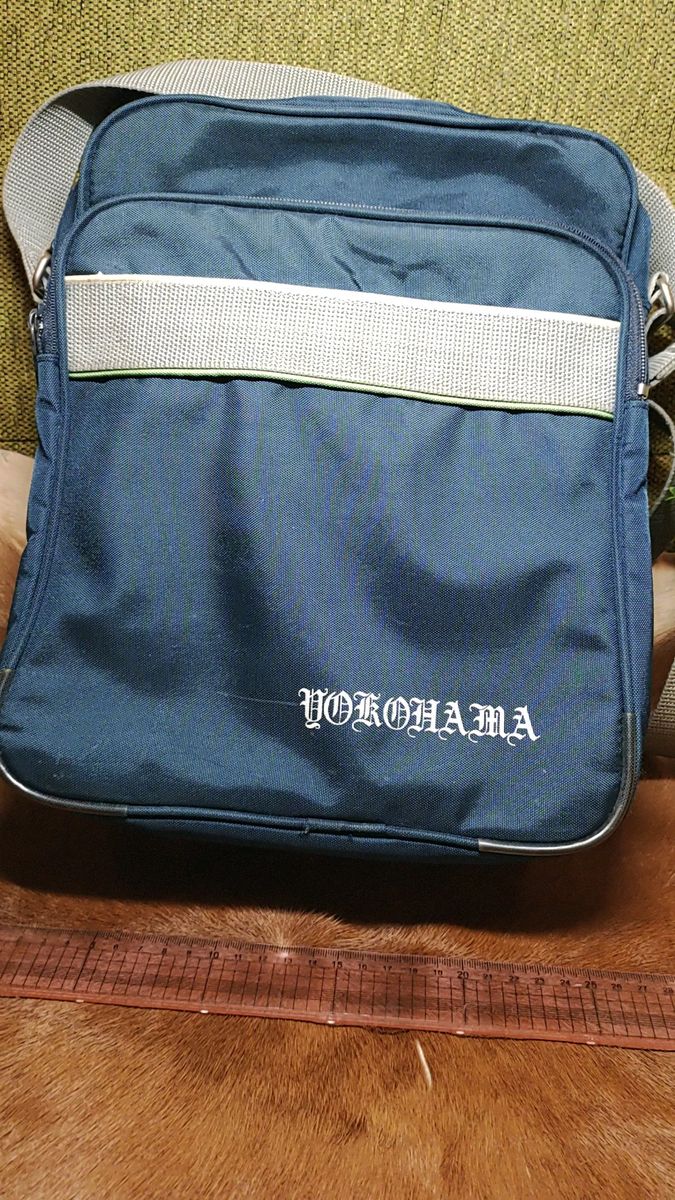 レア！ 横浜高校 スクールバッグ 通学 ショルダーバッグ 斜め掛け 大人気 甲子園 野球 女子高生 中学生 学生 カバン 鞄