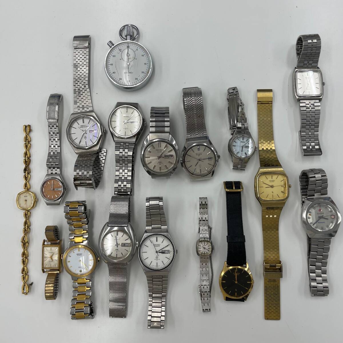 伊４－６ 時計ジャンクまとめ ブランド 腕時計 大量 ラドー セイコー SEIKO ロードマチック デラックス 色々 クォーツ 機械式 自動巻きの画像2