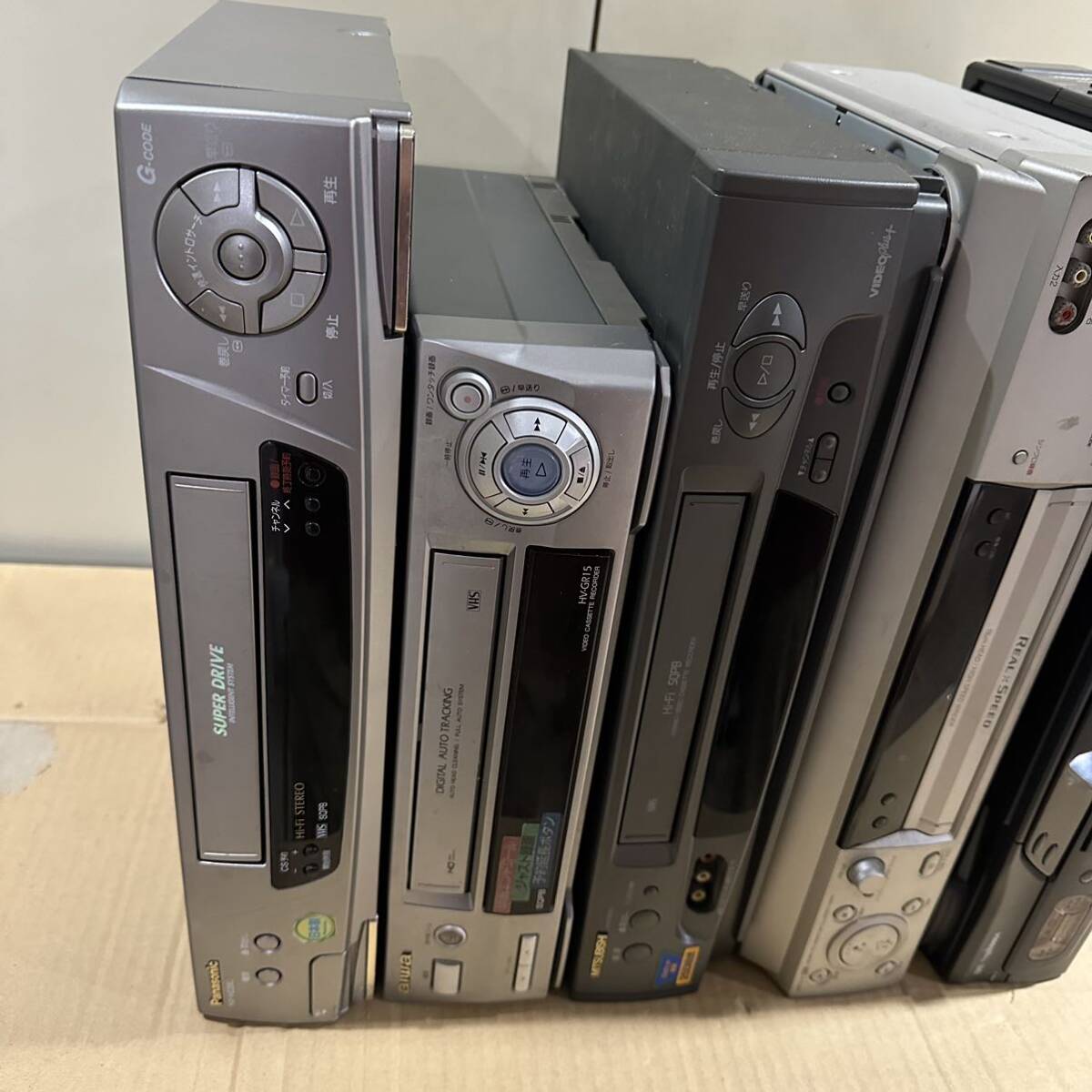 VHSビデオデッキ 5種まとめ売り 動作未確認 Panasonic NV-H220G / aiwa HV-GR15 / MITSUBISHI HV-FZ65G / SONY SLV-NR500 / SANYO VZ-H450Bの画像3