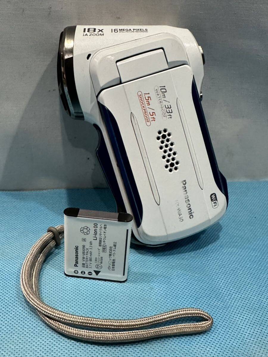 Panasonic パナソニック フルHD デジタルムービーカメラ 防水&タフ設計 ホワイト HX-WA30-W バッテリー付き 動作未確認 ビデオカメラ の画像1