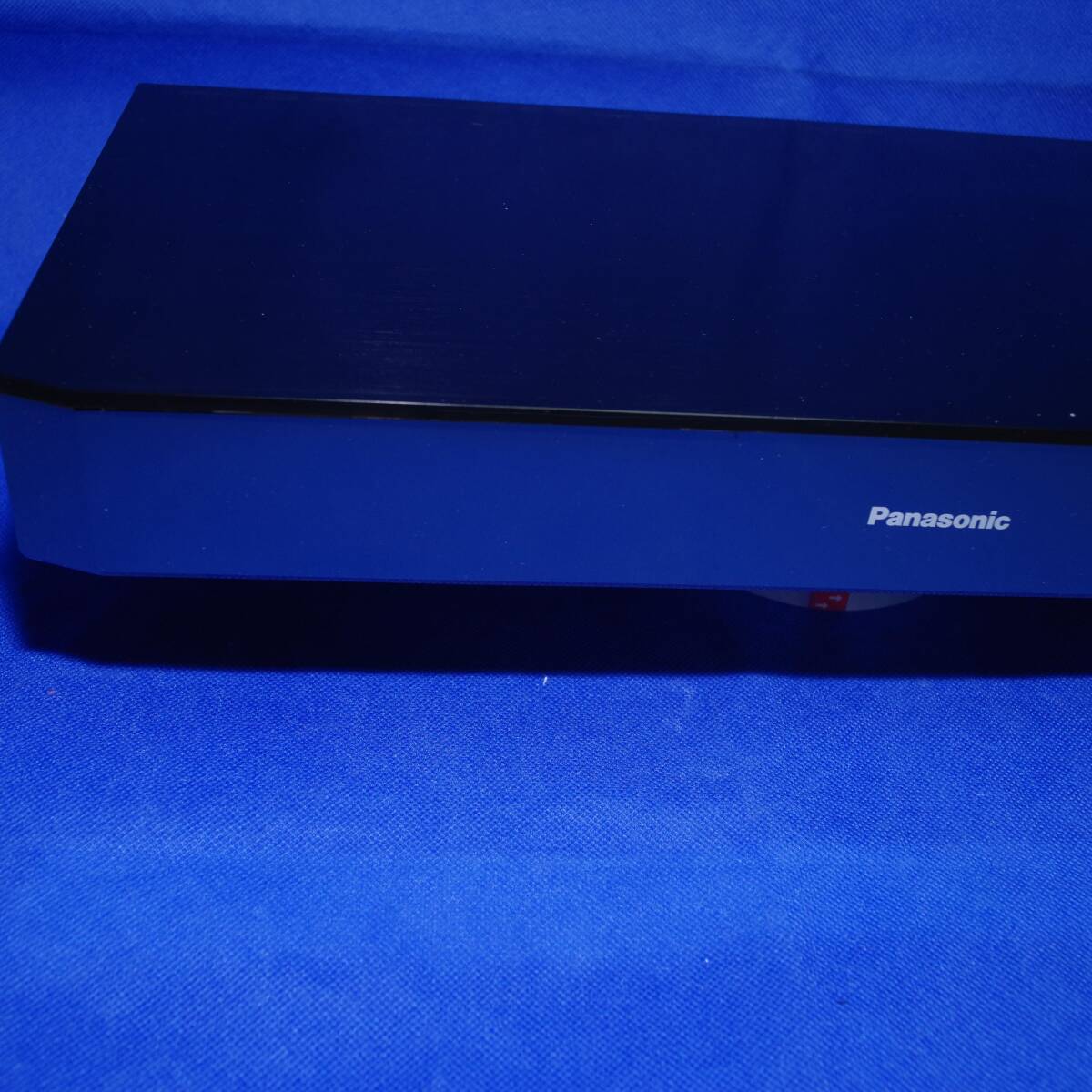 動作確認済 Panasonic DIGA DMR-BXT870 専用リモコン付 3番組同時録画 チャンネル録画対応 3TB 2014年製_画像3