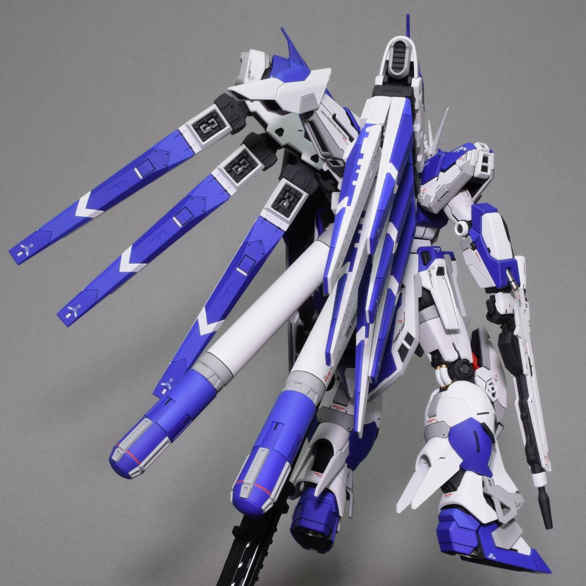 RG ハイニューガンダム 塗装済完成品 ガンプラ_画像6