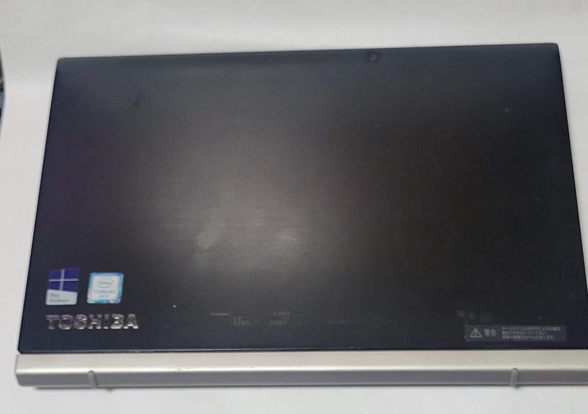 東芝dynabookタブレットPC R82A ジャンクの画像2