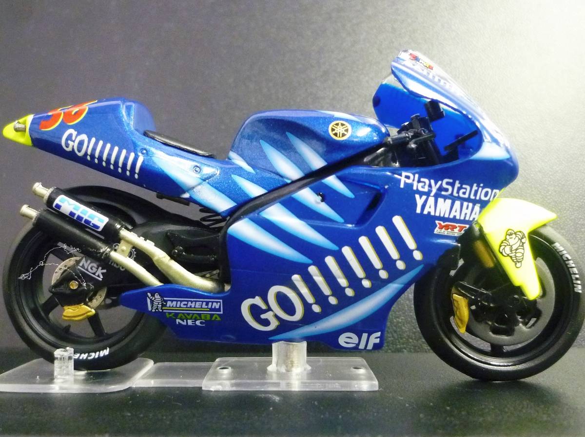  1/24 ヤマハ YZR500 YAMAHA YZR 500 中野真矢＃56 2001 ixo ☆おまけ付：ライダー＆マシ－ン解説冊子付き外箱入り_画像1