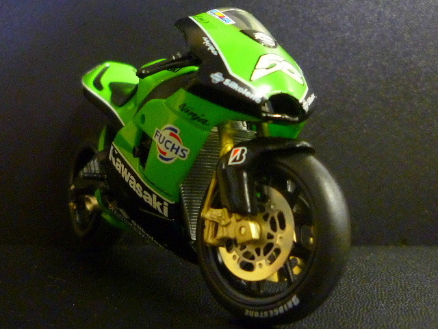 イクソ製品 1/24 カワサキ ZX-RR 中野真矢 ＃56 ニンジャ S.NAKANO ☆ KAWASAKI RACING TEAM ZX RR Ninja 2004 ixo_サンプル画像