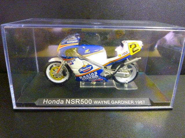 【未開封】 1/24 ホンダ NSR500 #2 ワイン ガードナー HONDA NSR 500 1987 MotoGP ixoの画像7