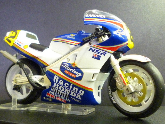 【未開封】 1/24 ホンダ NSR500 #2 ワイン ガードナー HONDA NSR 500 1987 MotoGP ixoの画像2