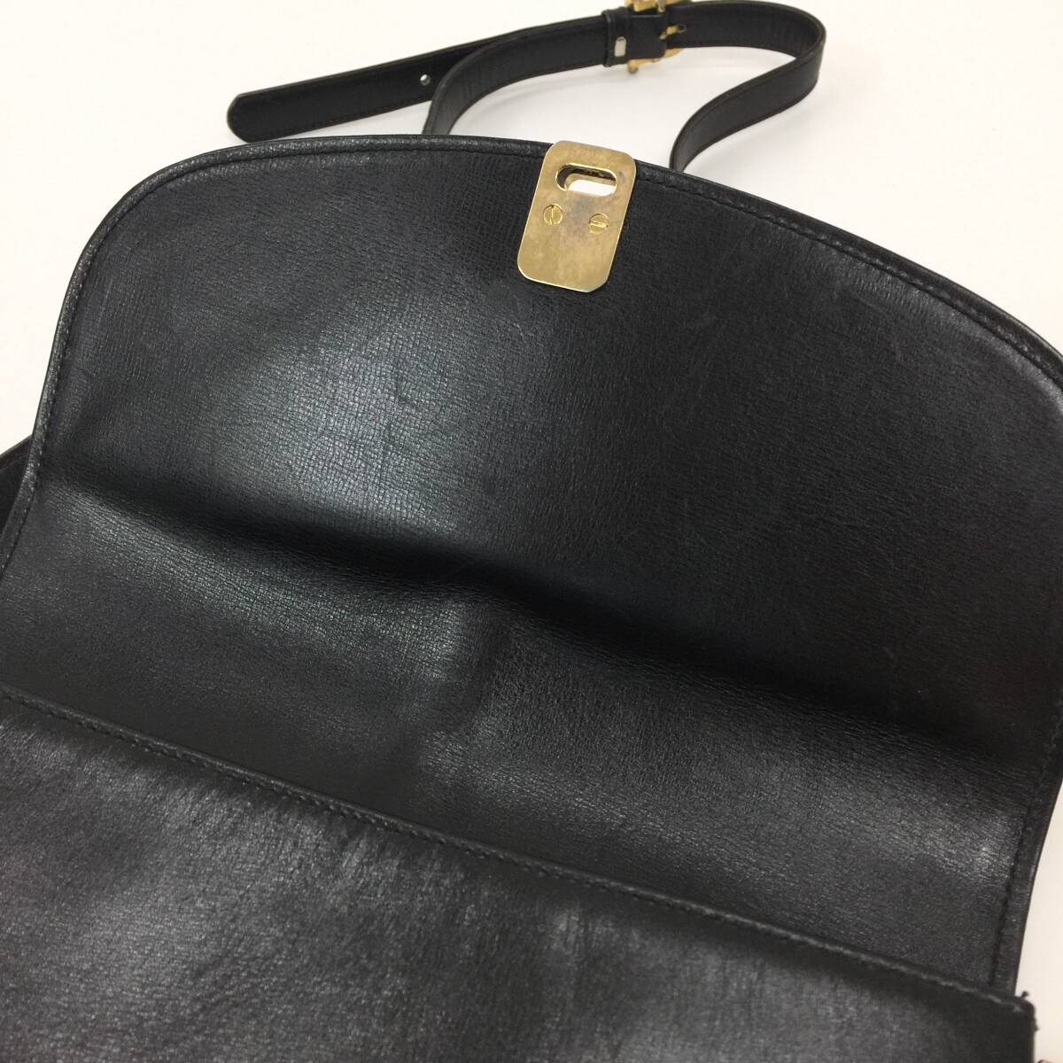 276 CELINE オールド セリーヌ レザー ショルダーバッグ ゴールド金具 マカダム ポシェット 斜め掛け バッグ 鞄 かばん レディース 黒の画像10