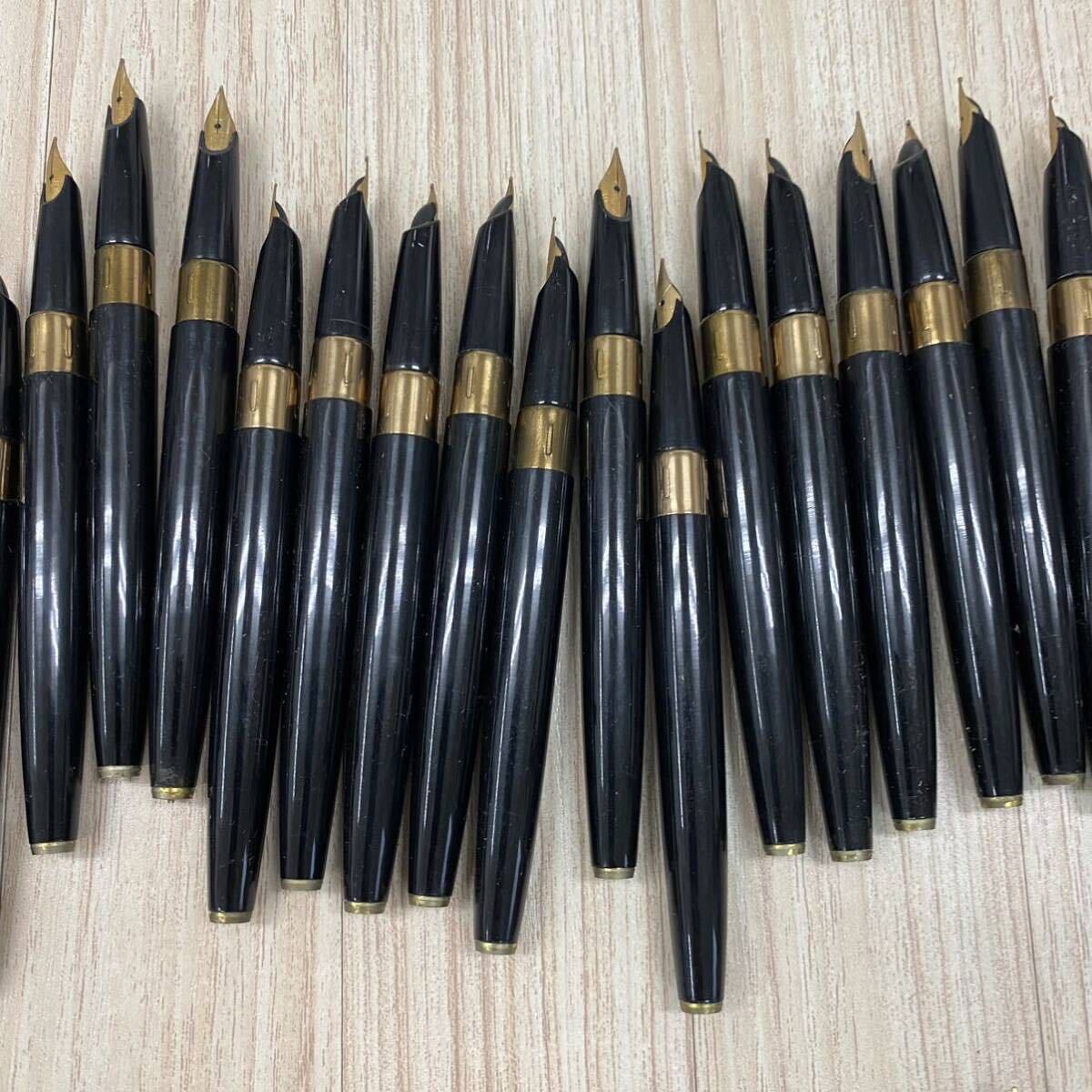 669 キャップ欠品 サヤ欠品 万年筆 60本セット 黒 軸 筆記具 筆記用具 レトロ ヴィンテージ まとめ売り 重量約540gの画像6