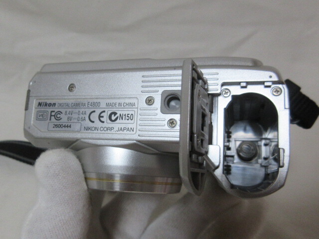  ◆動作未確認　Nikon/ニコン ンパクトデジタルカメラ　Coolpix E4800　ED　バッテリーパック＆ソフトケース付き_画像6
