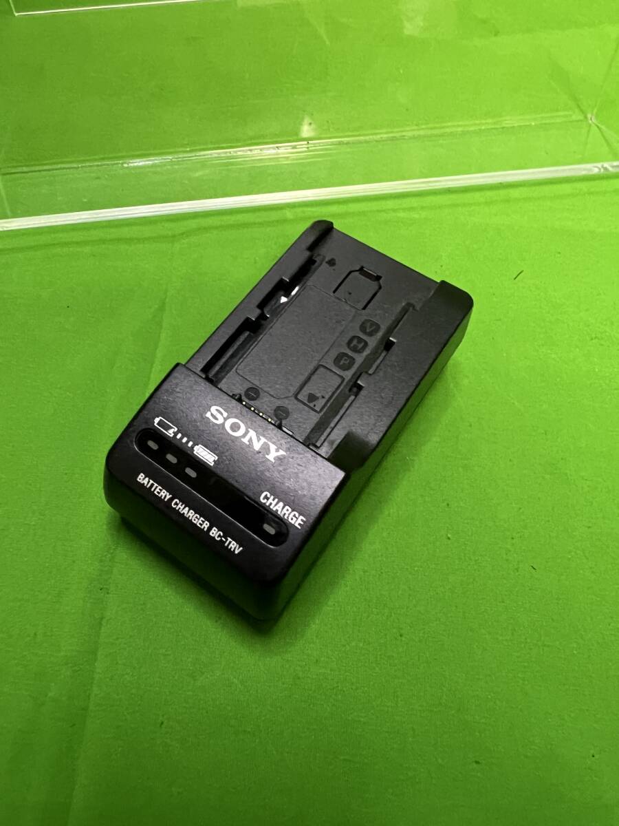 Sony 純正「BC-TRV」充電器 バッテリーチャージャー PSEマーク有 NP-FVシリーズに@6の画像1
