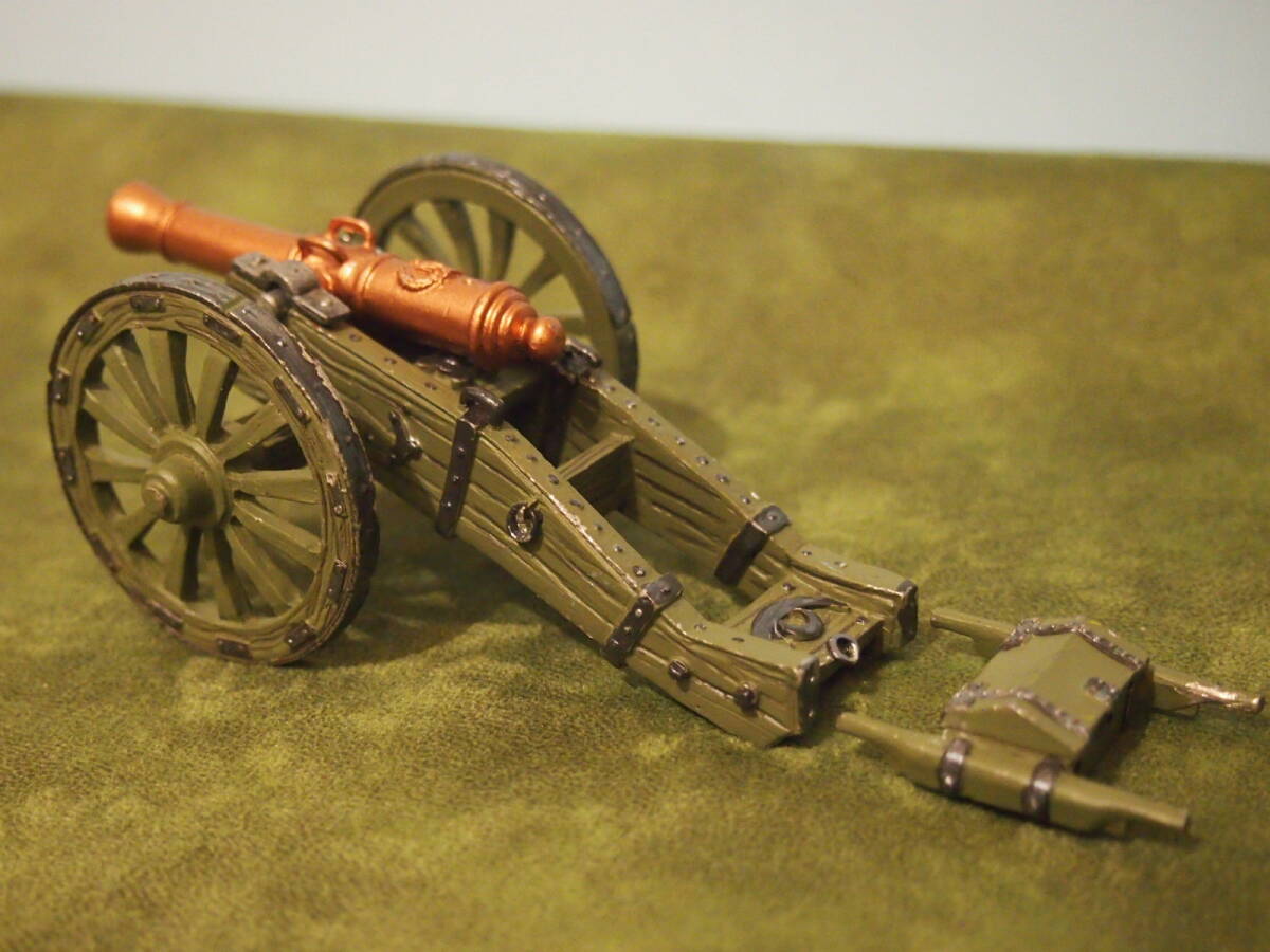 1/32 DEL PRADO製 金属フィギュア ナポレオン戦争時代 イギリス軍側 オーストリア・将校・砲手 歩兵 4名 大砲 3 54mm の画像5