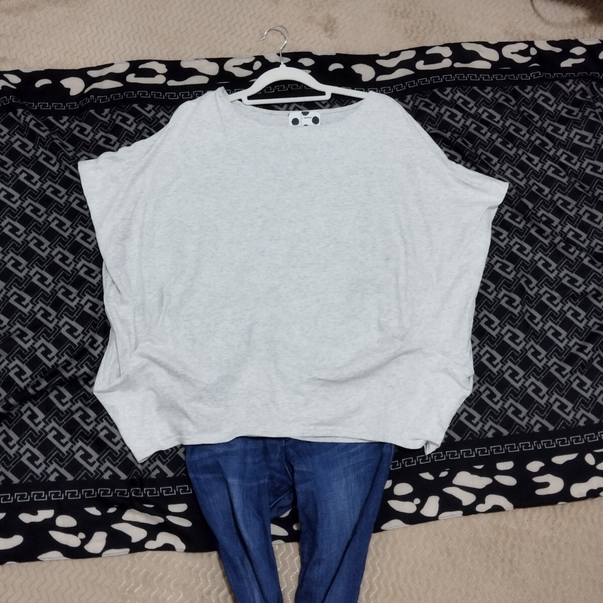美品 antiqua サイドタックデザイン フレンチリーブＴシャツ 綿100％ 半袖 Tシャツ 杢グレー fleeの画像2