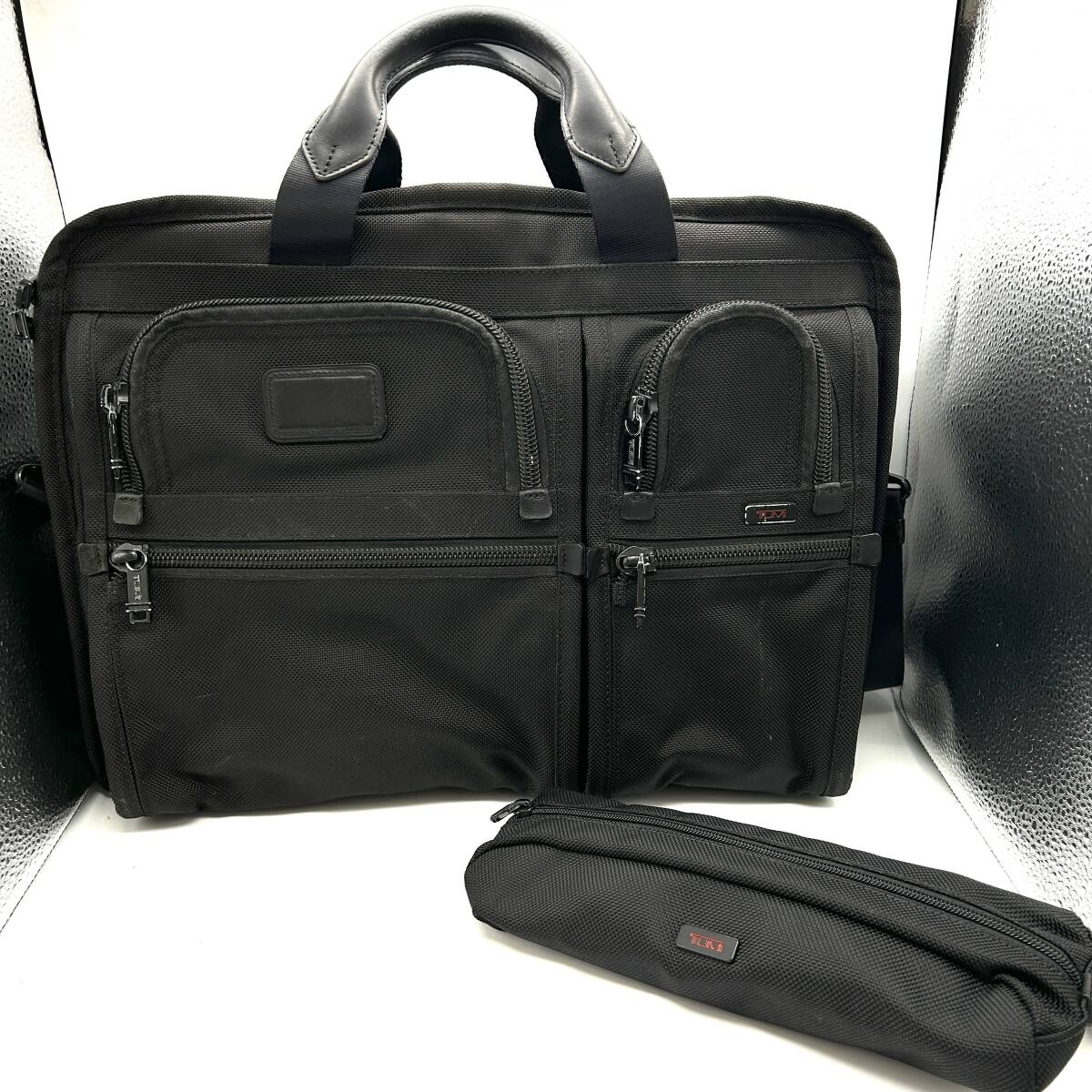 AY0917■TUMI トゥミ ブリーフケース ポーチ付き 26514DH Bag バッグ 鞄 ビジネスバッグ トートバッグ ブラック 黒 ブランド 書類入れの画像1