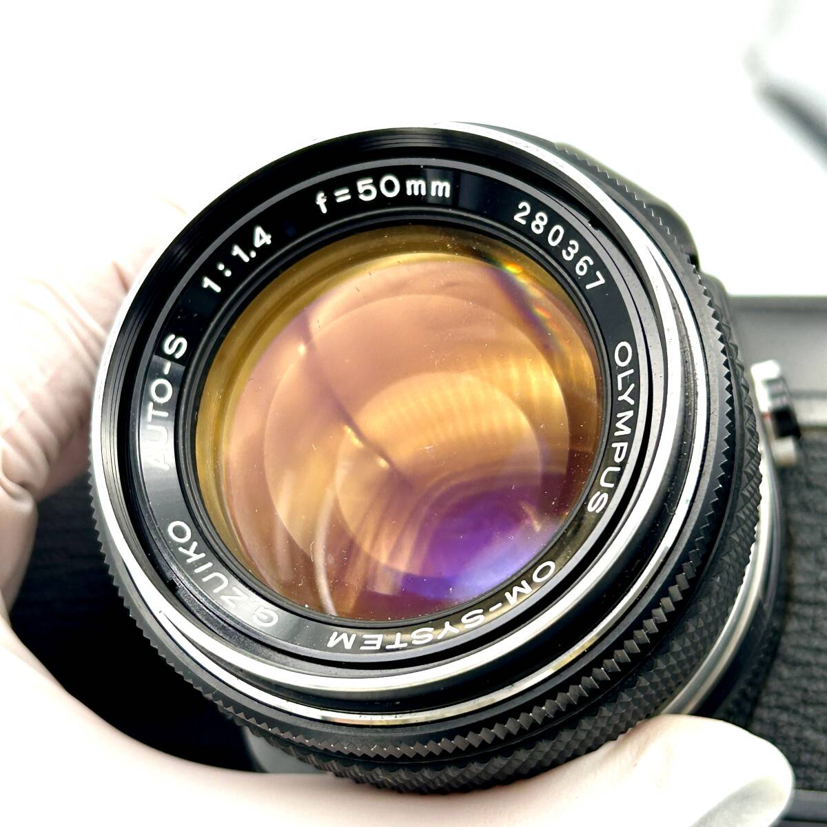 TY1129■OLYMPUS カメラ ＋ レンズ 2個 セット オリンパス OM-1 CAMERA フィルムカメラ ブラック 黒 1:1.4 50mm / 1:3.5 135mm の画像6
