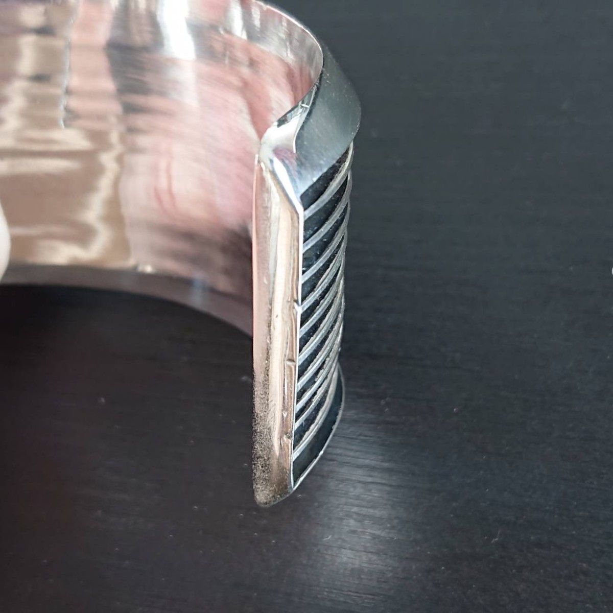 TOM HAWK トムホーク 10グルーヴ STERLING バングル ナバホ TOM HAWK トムホーク 10グルーヴ STERLING バングル ナバホ