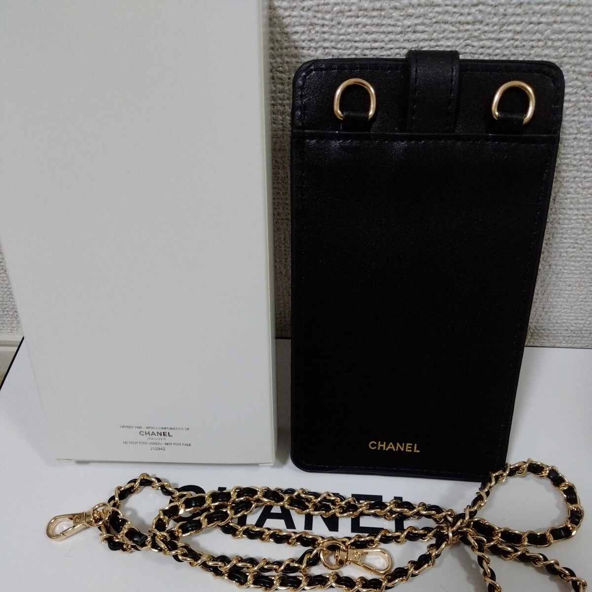 CHANEL ノベルティ ココクラッシュ シャネル ポーチ スマホ入れ_画像3