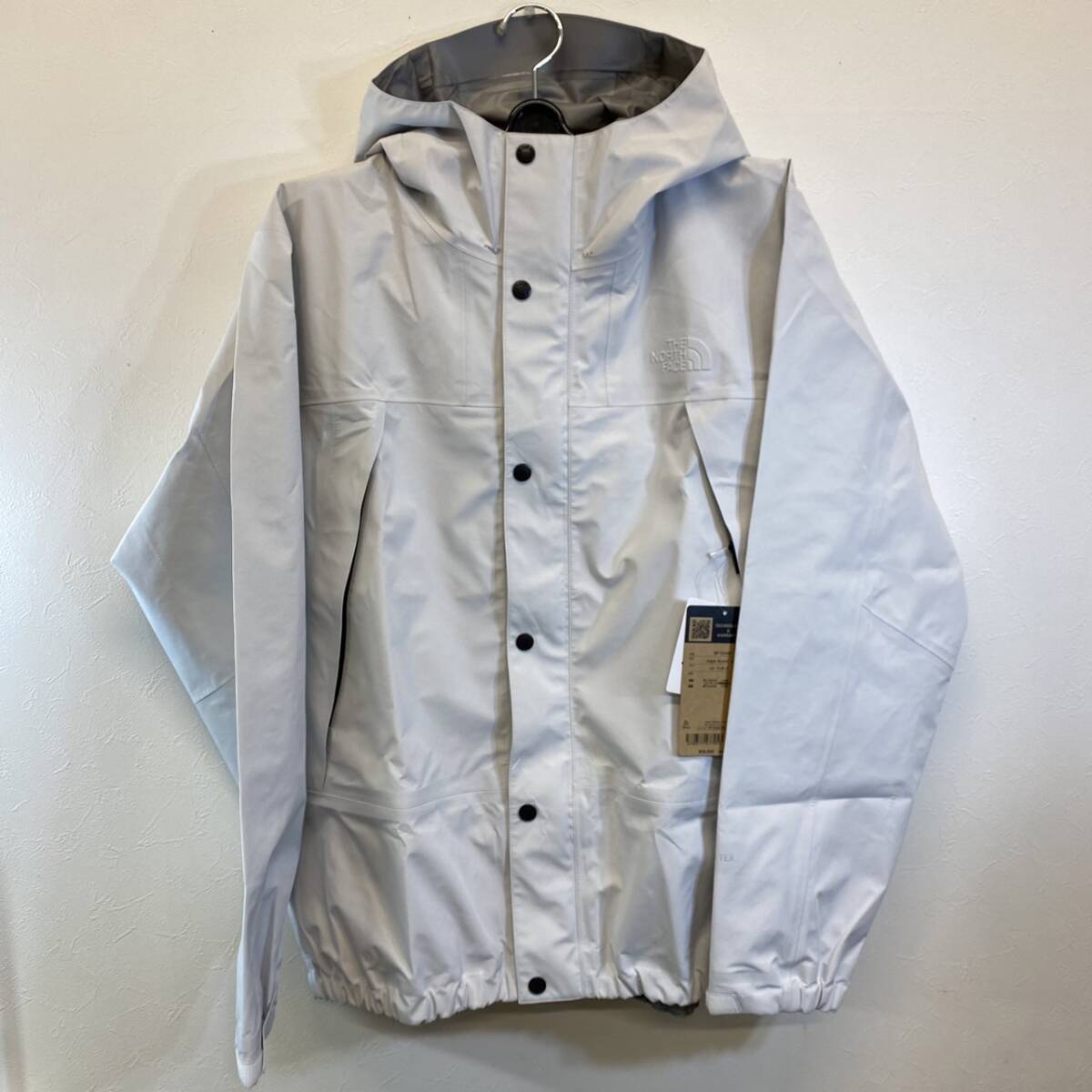 ●【MH-7009】未使用品 THE NORTH FACE ノースフェイス NP12360 マウンテンジャケット アンダイド Lサイズ エンボスロゴ【レタパ可】の画像1