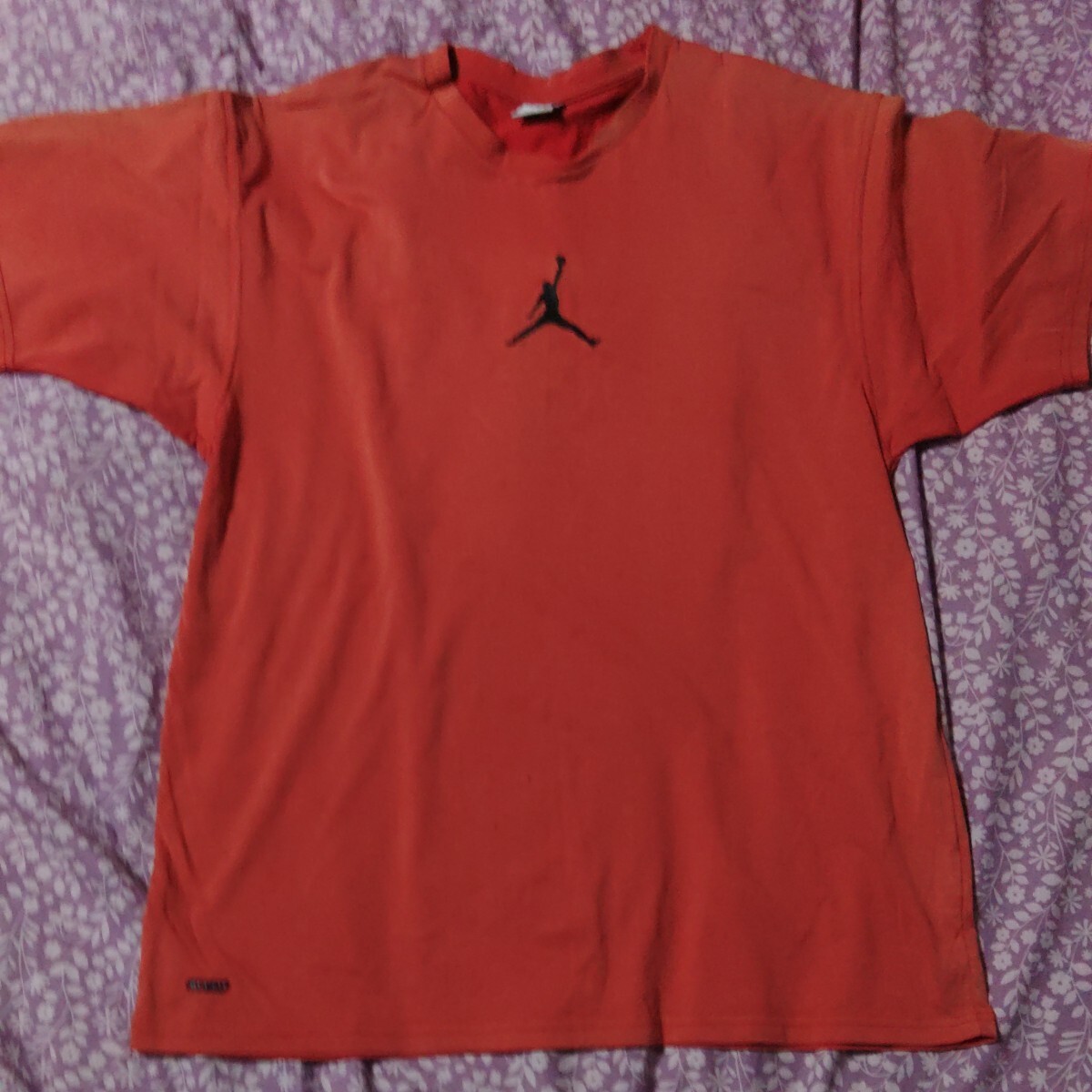 NIKE　エアジョーダン　ジャンプマン　日本size　XL　古着　赤 Tシャツ XL_画像1