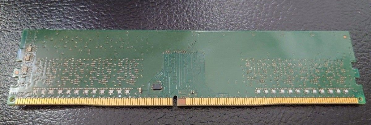 DDR4メモリ 8GB  Kingston CBD26D4U9S8ME-8 [DDR4-2666 PC4-21300]
