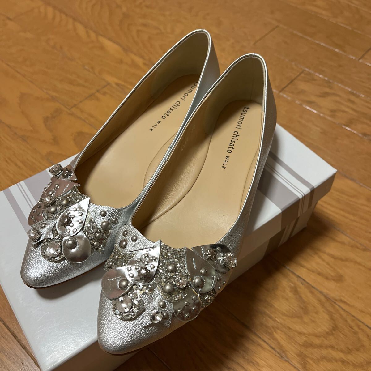  популярный Tsumori Chisato walk серебряный роскошный Stone есть 24. плоская обувь 
