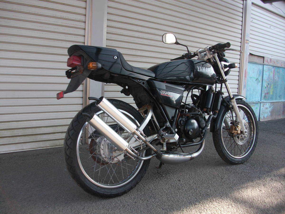 RZ50 RA01J,RA02J専用2本出しチャンバーで新品未 RZ50 RA01J,RA02J専用2本出しチャンバーで新品未