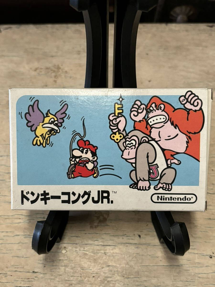 Nintendo ドンキーコングJR ファミリーコンピュータ カセット ファミコン 任天堂 箱付き 説明書ありの画像1