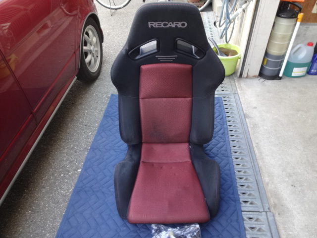 レカロ RECARO SR-7 SR7 GK100 RD/BK 正規品 セミバケ シートヒーター付き？の画像1