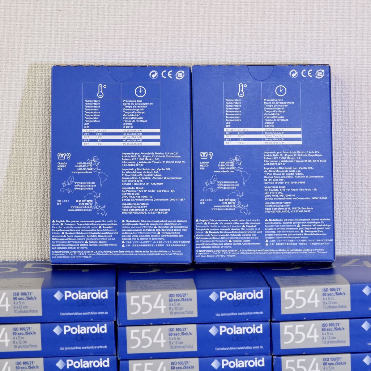 【未開封 】Polaroid ポラロイド 554 白黒インスタントパックISO 100/21 4x5 20個入（1個10枚入り）期限切れ の画像2