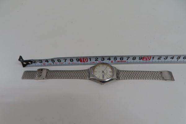 1243/ht/04.19 ジャンク品 SEIKO セイコー SEIKO KING QUARTZ セイコー キングクォーツ9923-8050_画像6