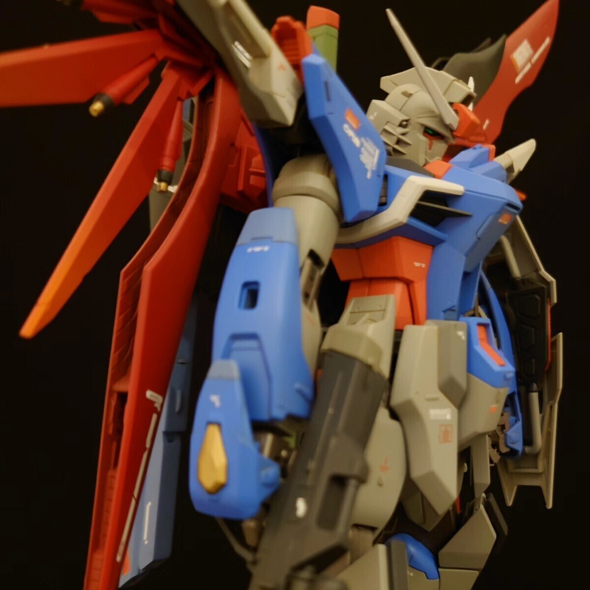 MG 1/100 Destiny Gundam ( Extreme blast режим )SPECⅡ цвет [ Mobile Suit Gundam SEED FREEDOM].. покрашен конечный продукт 