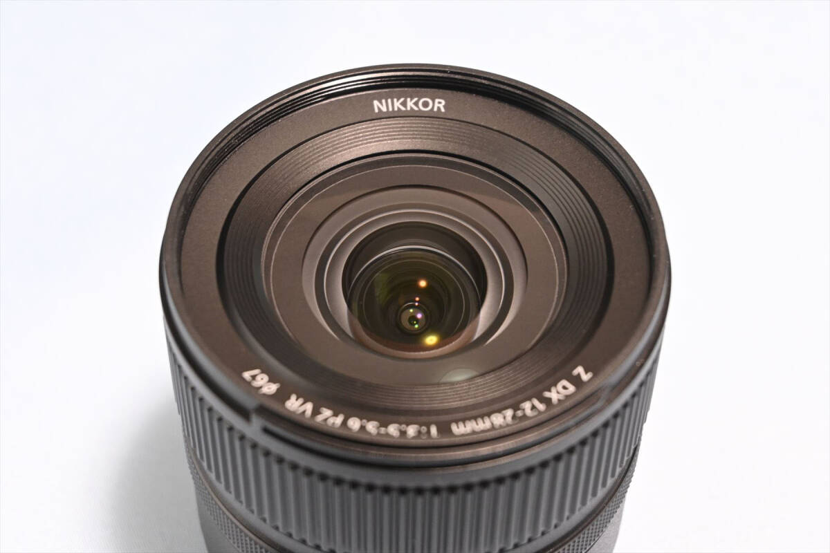 ★新品同様 Nikon ニコン NIKKOR Z DX 12-28mm f/3.5-5.6 PZ VR 純正フード付 保証付き 送料無料の画像5