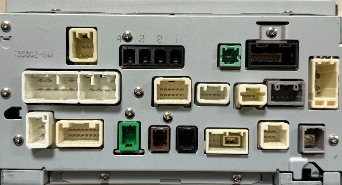 ナビ 9インチ NSZT-Y68T セキュリティ解除済 トヨタ 純正 ナビ 9インチ NSZT-Y68T セキュリティ解除済 トヨタ 純正