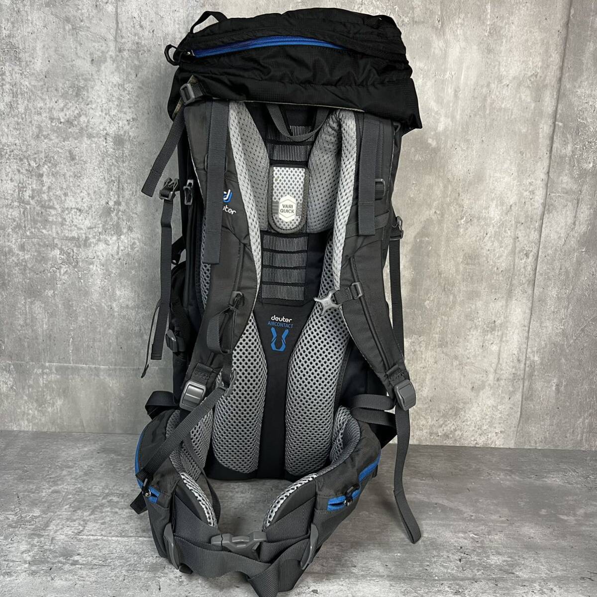  прекрасный товар Deuter кондиционер такт свет AIRCONTACT LITE 40+10 альпинизм рюкзак рюкзак 