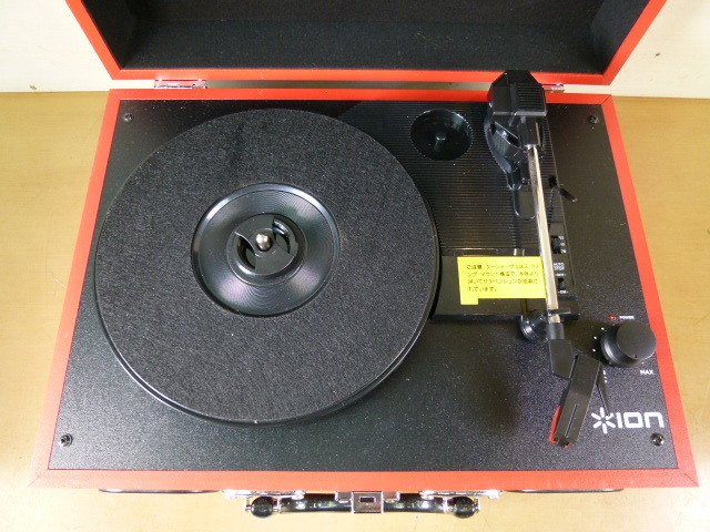 中古】ION Audio スピーカー内蔵 スーツケース型レコードプレーヤー Vinyl Transport  動作品の画像2