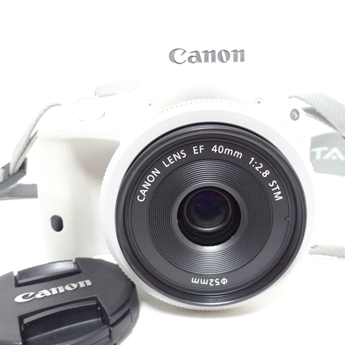 Canon EOS kiss X7 デジタル一眼カメラ 通電確認済み 【60サイズ/同梱不可/大阪商品】【2558843/187/mrrz】_画像2