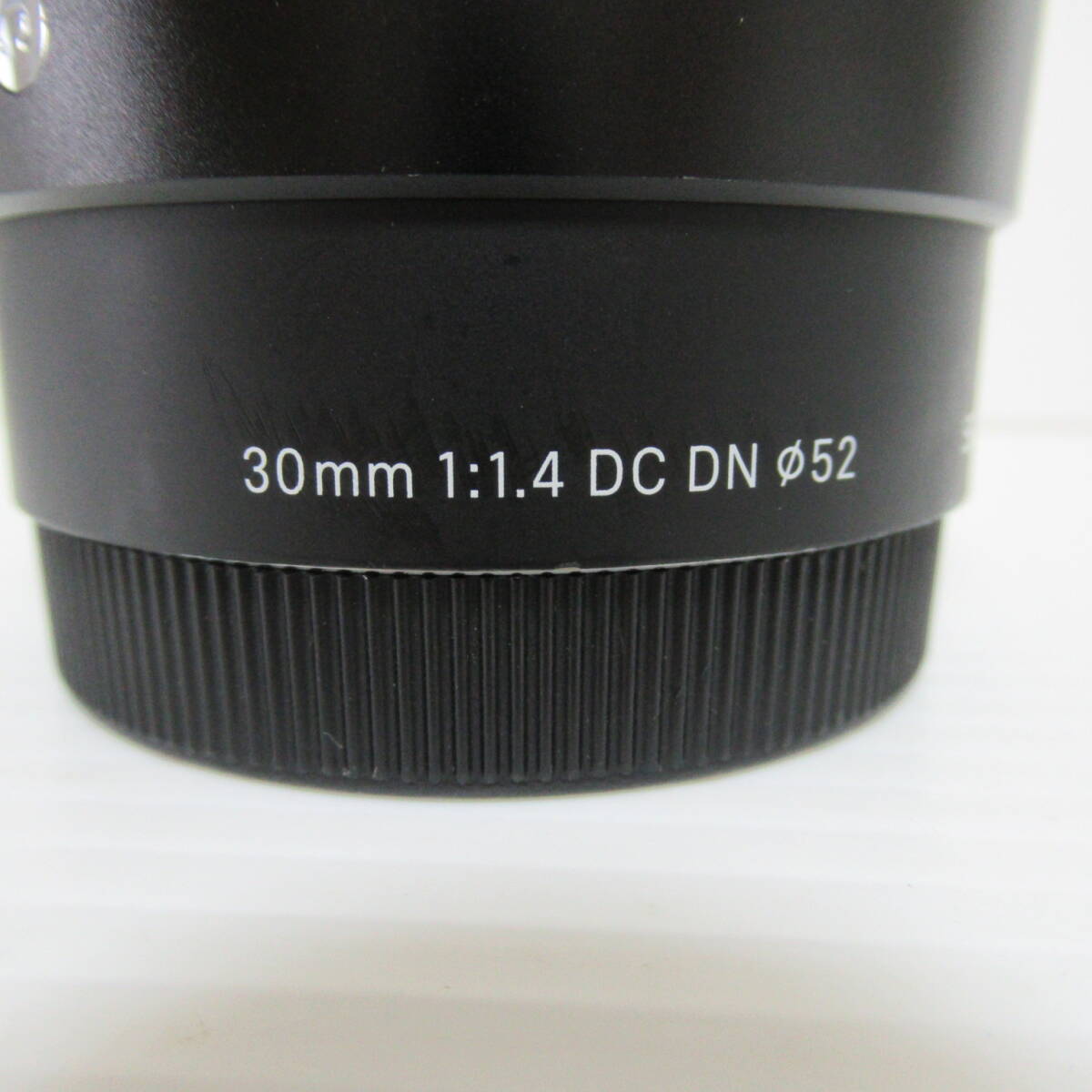 カメラレンズ シグマ SIGMA 30mm F1.4 DC DN filtersize：52ｍｍ 箱付き 動作未確認 60サイズ発送 ｐ-2620027-102-mrrzの画像3