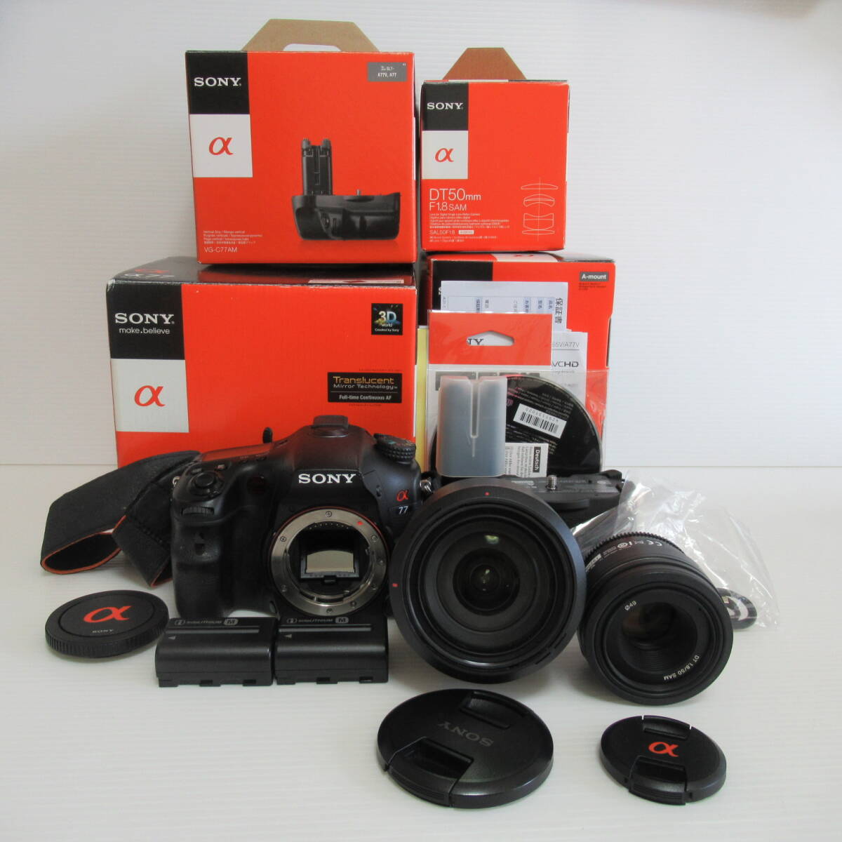 デジタル一眼レフカメラ SONY a77 カメラレンズ2点 VG-Ｃ77 AM 通電確認済 バッテリー2点 箱付き 100サイズ発送 p-2595833-166-mrrzの画像1