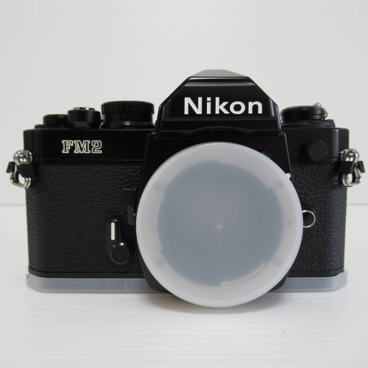 ニコン New FM2 ブラック NIKKOR 35mm 1:2 美品 箱付き Nikon フィルムカメラ 一眼レフ Fマウント 80サイズ発送 w-2637734-227-mrrzの画像2