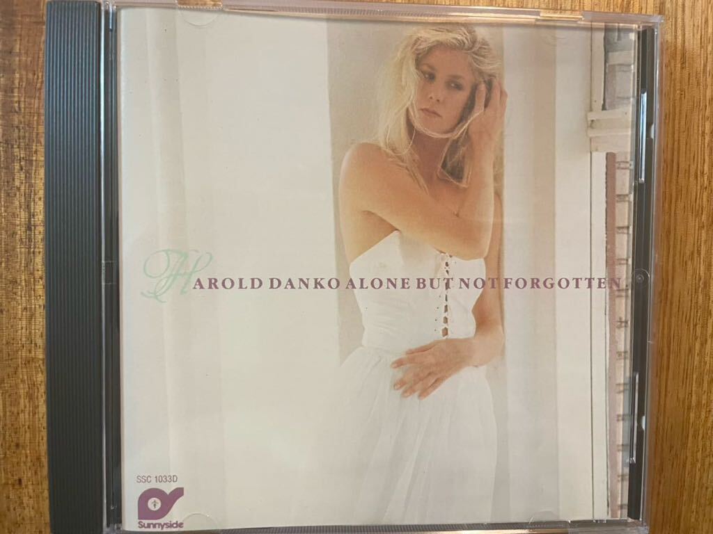 CD HAROLD DANKO / ALONE BUT NOT FORGOTTEN_画像1