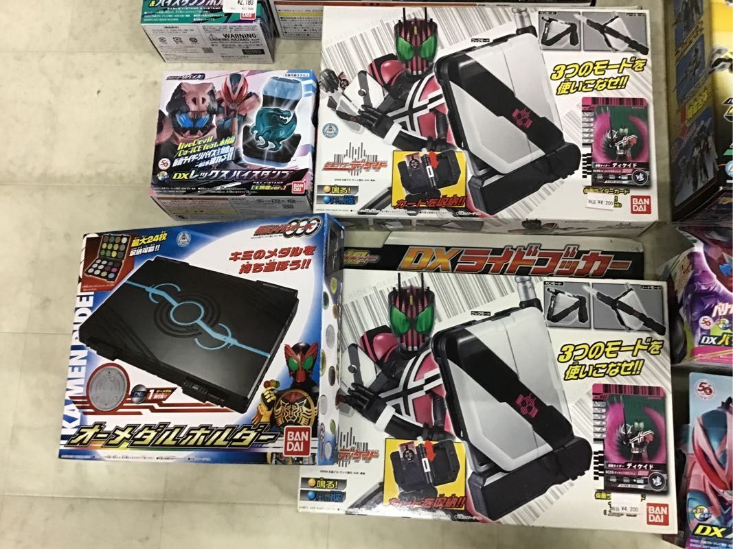 1円〜 同梱不可 ジャンク 特命戦隊ゴーバスターズ DXゴーバスターエース、仮面ライダー リバイス DXバリッドレックスバイスタンプ他の画像5