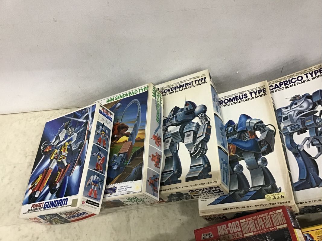 1 jpy ~ including in a package un- possible Junk 1/24 etc. Armored Trooper Votoms blue tissue dog, Crusher Joe korudoba other 