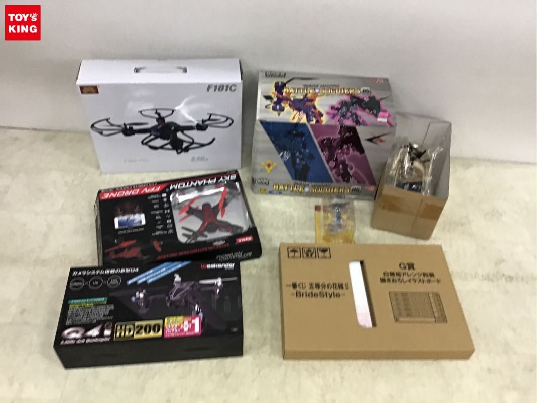 1円〜 同梱不可 ジャンク 五等分の花嫁 イラストボード、SKY PHANTOM FPV DRONE 他_画像1