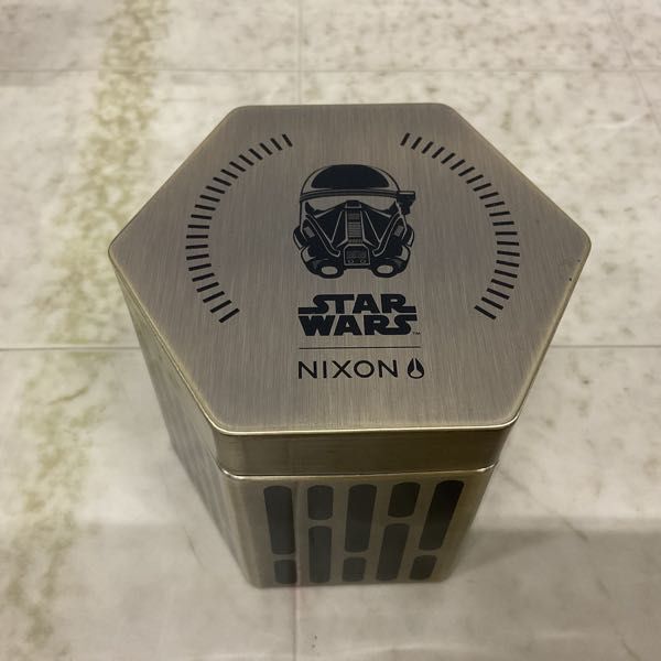 1円〜 NIXON ニクソン 腕時計 STAR WARS デス・トルーパー ブラックの画像2