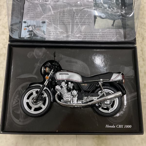 1円〜 ミニチャンプス クラシック バイク シリーズ 1/12 ホンダ CBX 1000 1978 シルバーの画像2