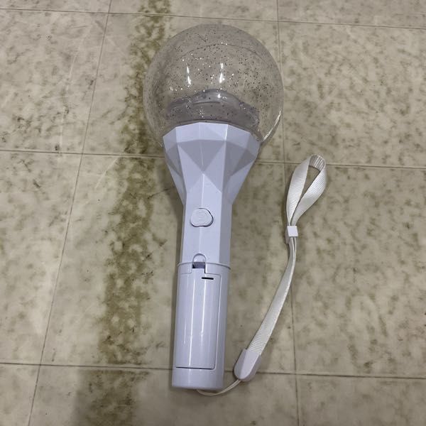 1 jpy ~ Ado LIVE TOUR 2022-2023... night empty .... penlight 